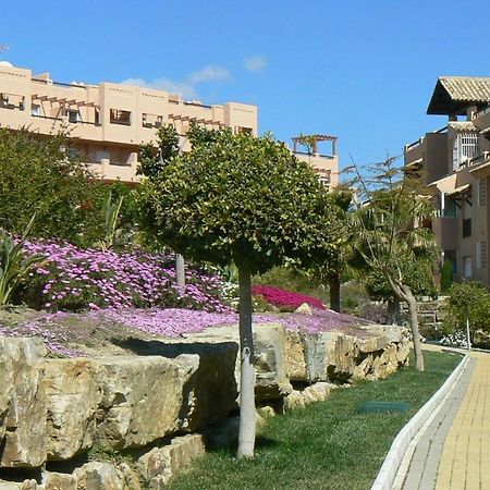 Penthouse With Roof Terrace, Bbq, Pool- And Sea Views Buenas Noches Exterior foto