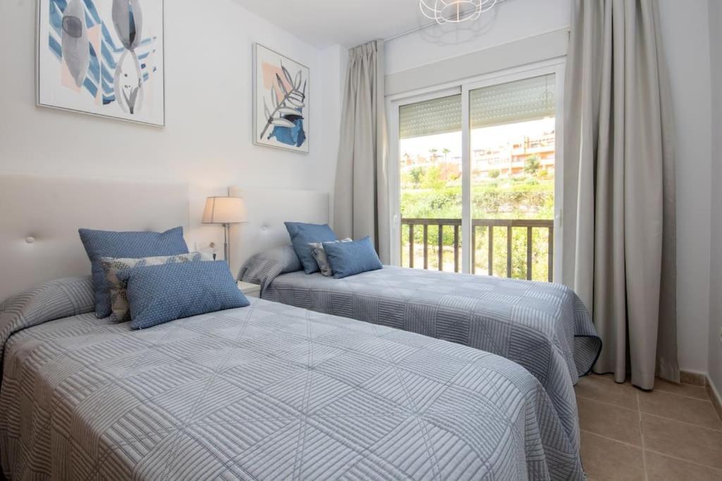 Penthouse With Roof Terrace, Bbq, Pool- And Sea Views Buenas Noches Exterior foto