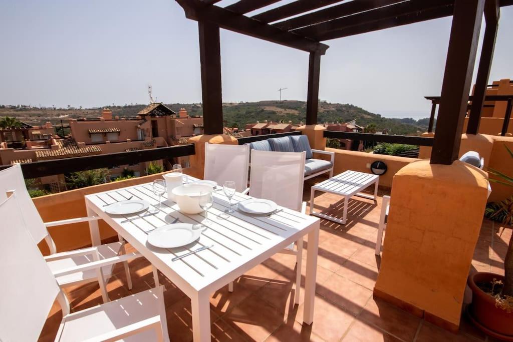 Penthouse With Roof Terrace, Bbq, Pool- And Sea Views Buenas Noches Exterior foto