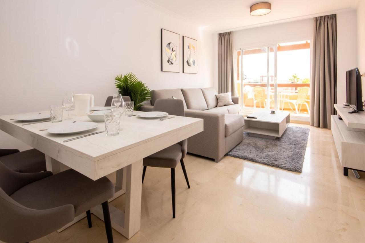 Penthouse With Roof Terrace, Bbq, Pool- And Sea Views Buenas Noches Exterior foto